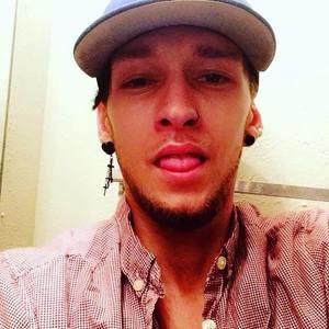 Meet your Posher, Justin